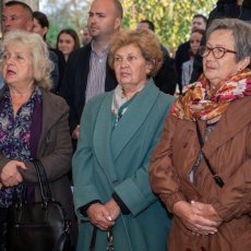 Polaganje vijenaca u Medjašima